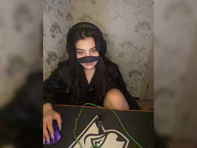 aloeloea's BongaCams show and profile