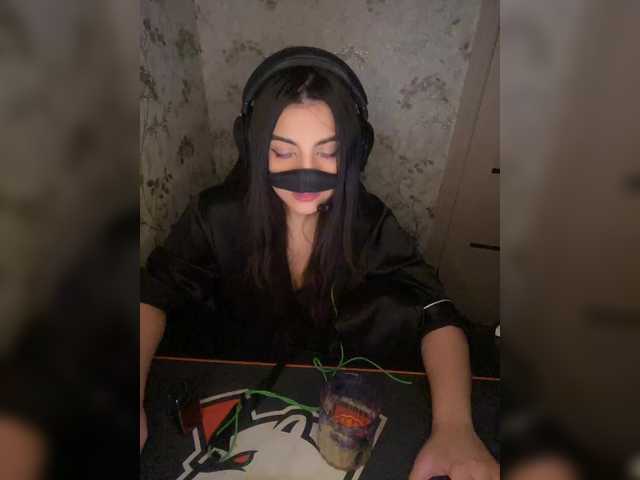 aloeloea's BongaCams show and profile