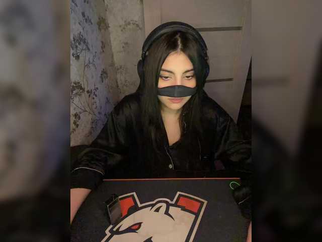 aloeloea's BongaCams show and profile