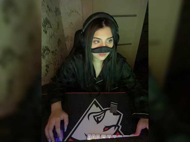 aloeloea's BongaCams show and profile