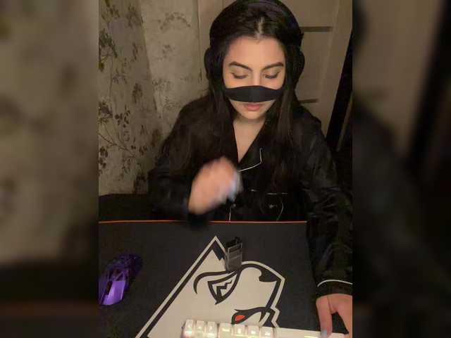 aloeloea's BongaCams show and profile