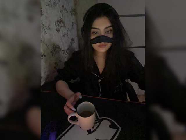 aloeloea's BongaCams show and profile