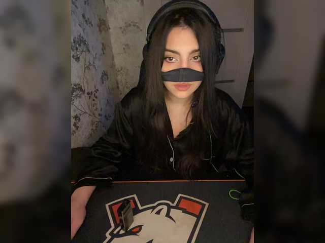 aloeloea's BongaCams show and profile