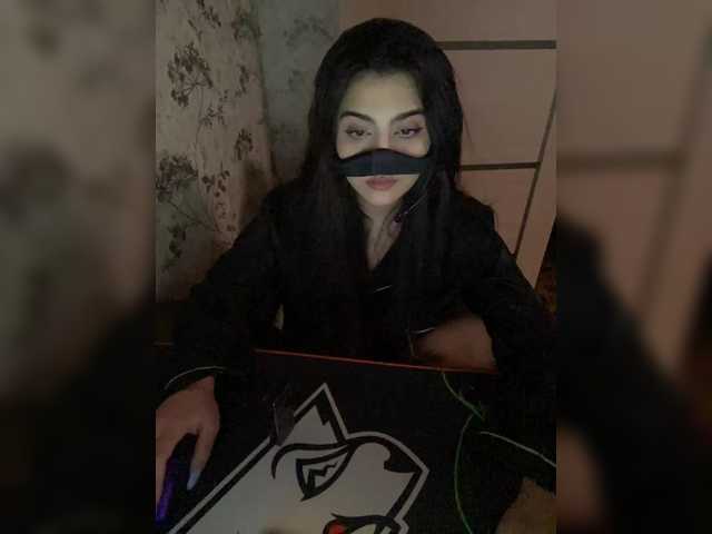 aloeloea's BongaCams show and profile