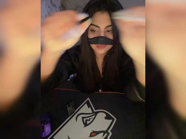 aloeloea's BongaCams show and profile