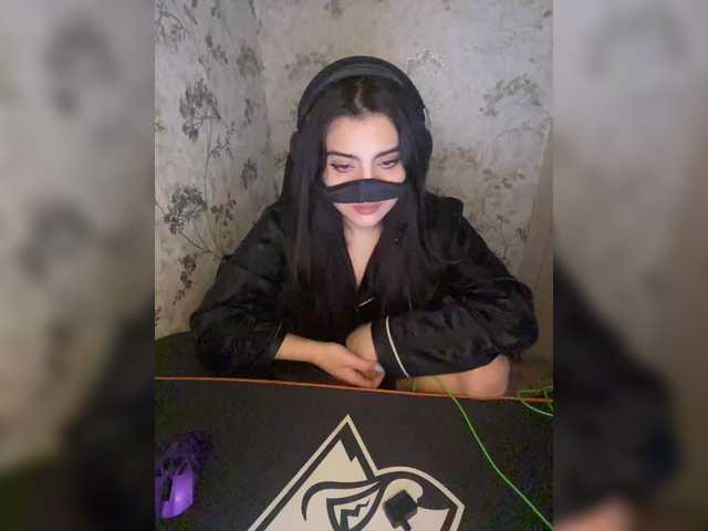 aloeloea's BongaCams show and profile