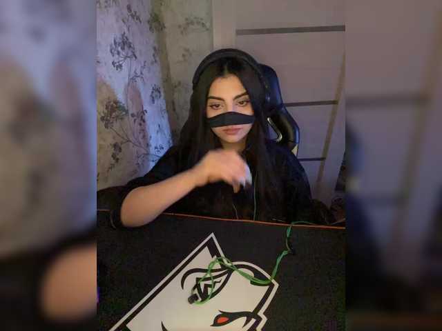 aloeloea's BongaCams show and profile