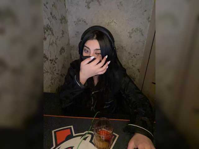 aloeloea's BongaCams show and profile