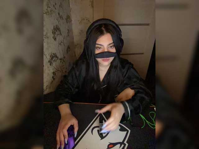 aloeloea's BongaCams show and profile