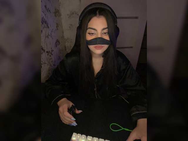 aloeloea's BongaCams show and profile