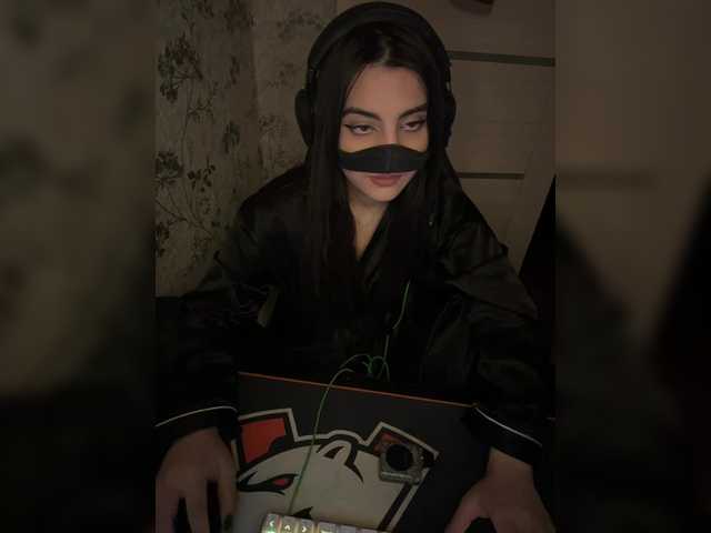 aloeloea's BongaCams show and profile