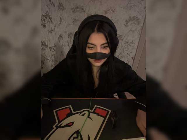 aloeloea from BongaCams