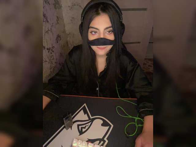 aloeloea's BongaCams show and profile