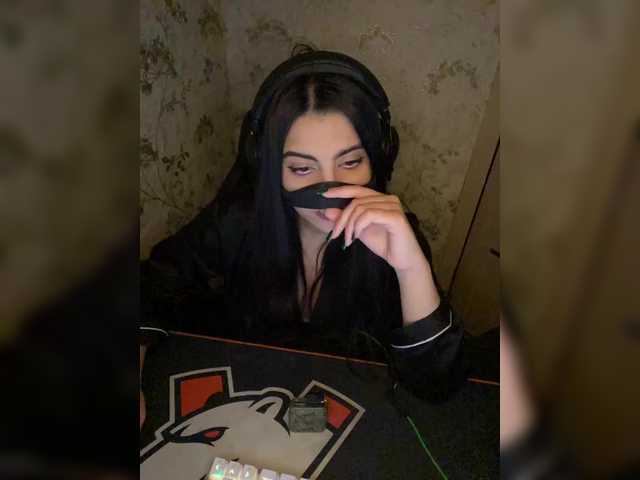 aloeloea's BongaCams show and profile