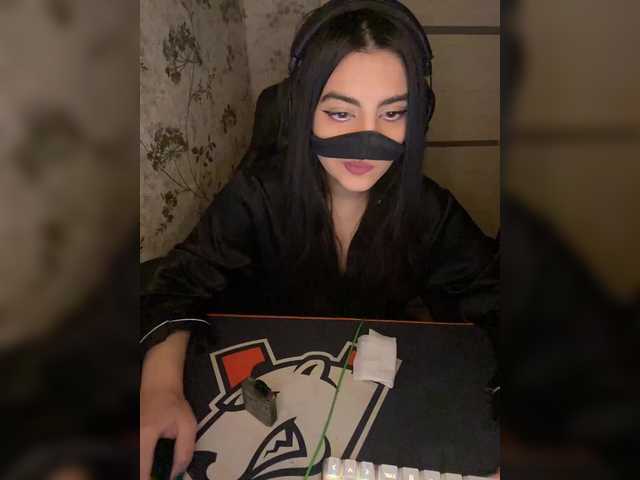 aloeloea's BongaCams show and profile