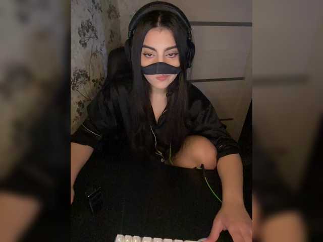 aloeloea's BongaCams show and profile