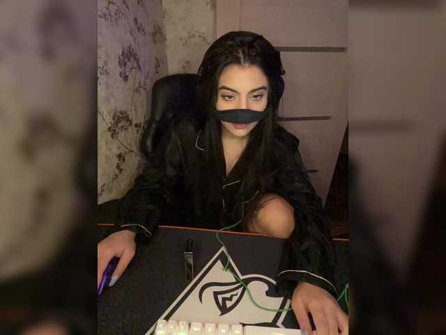 aloeloea's BongaCams show and profile