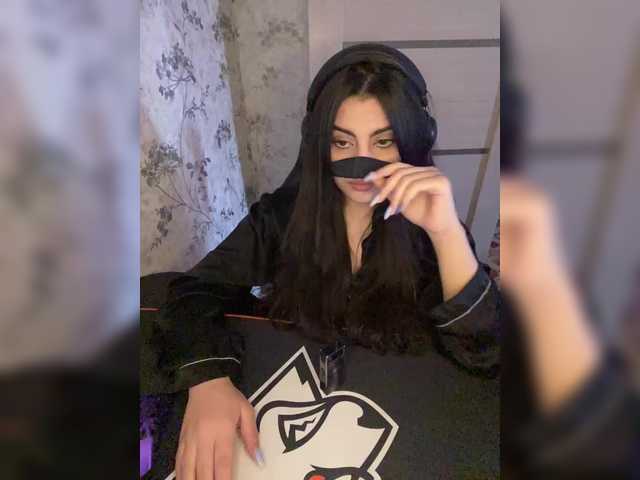 aloeloea live cam profile