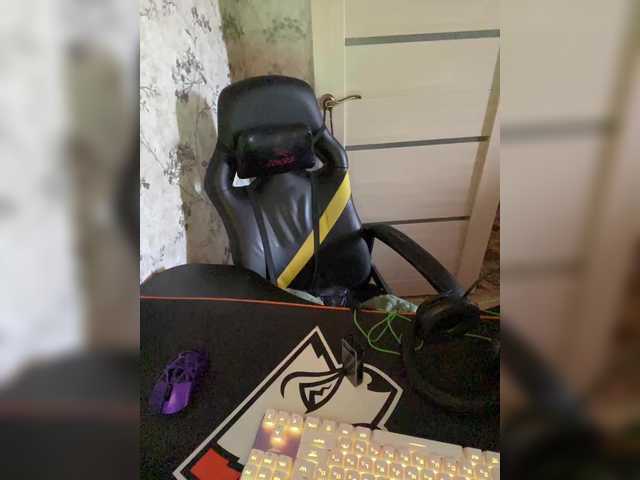 aloeloea's BongaCams show and profile