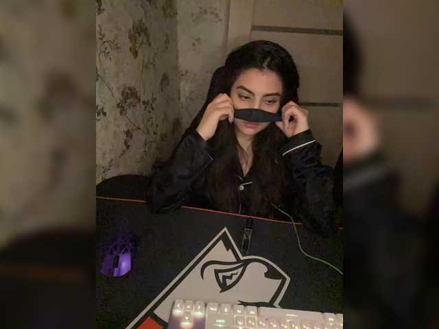 aloeloea's BongaCams show and profile