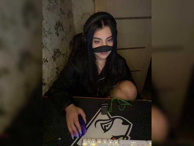 aloeloea's BongaCams show and profile