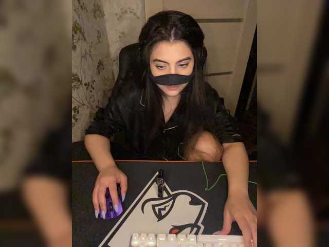 aloeloea's BongaCams show and profile