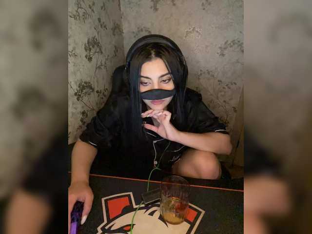 aloeloea's BongaCams show and profile