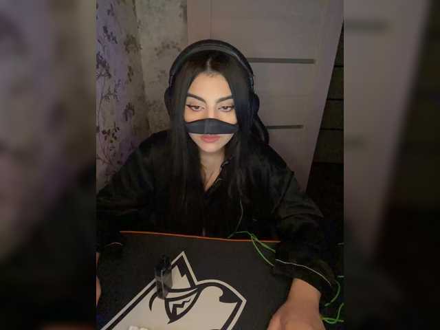 aloeloea's BongaCams show and profile