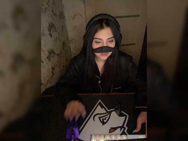 aloeloea's BongaCams show and profile