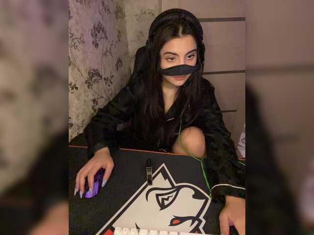 aloeloea's BongaCams show and profile