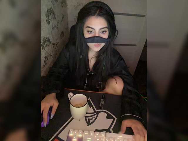 aloeloea's BongaCams show and profile