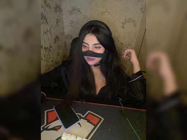 aloeloea's BongaCams show and profile