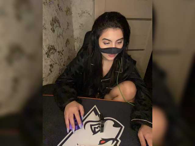 aloeloea's BongaCams show and profile