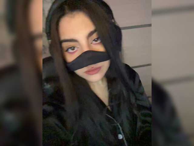 aloeloea's BongaCams show and profile