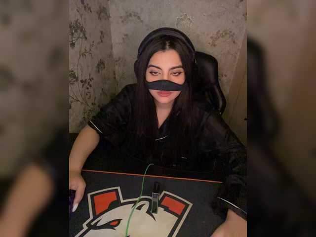 aloeloea's BongaCams show and profile