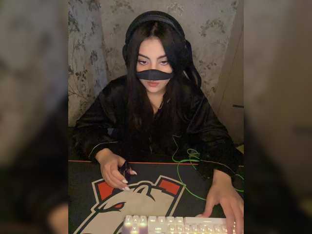 aloeloea's BongaCams show and profile