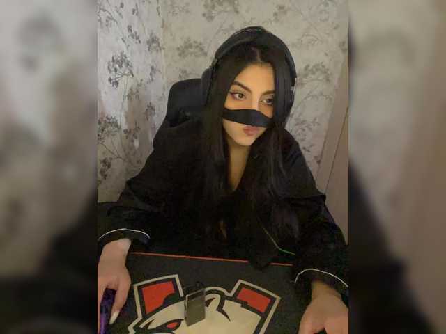 aloeloea's BongaCams show and profile