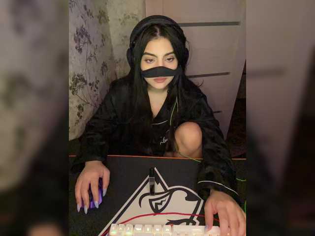 aloeloea's BongaCams show and profile