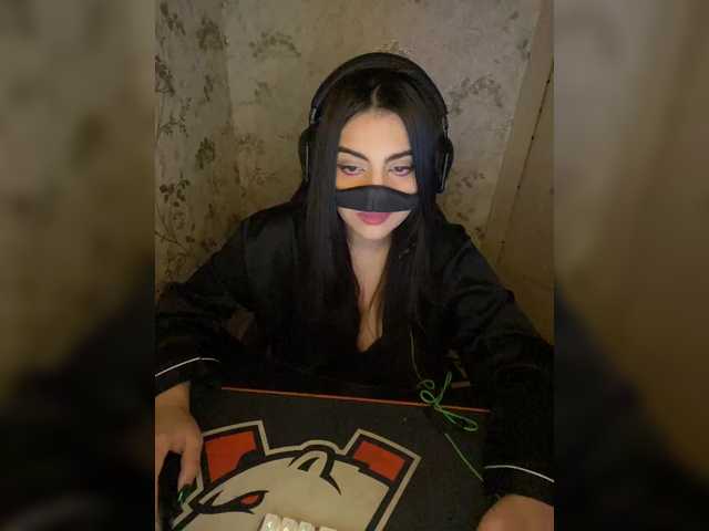 aloeloea's BongaCams show and profile