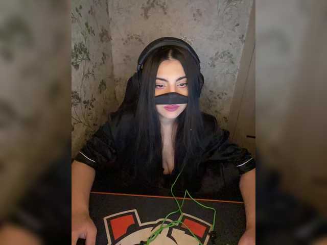 aloeloea's BongaCams show and profile