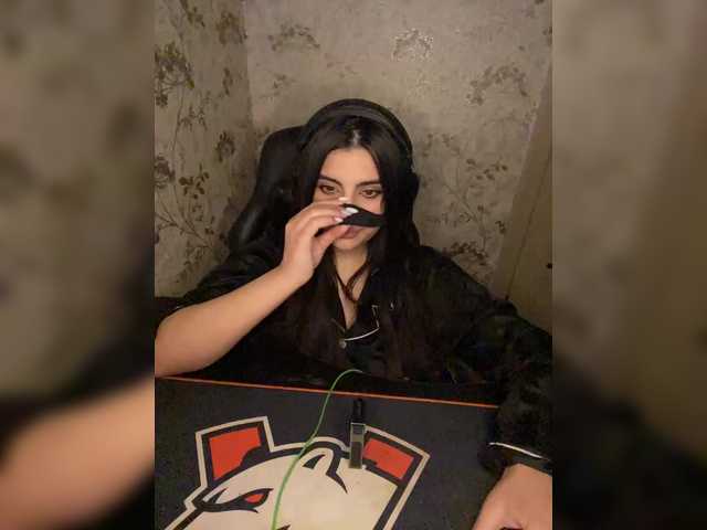 aloeloea's BongaCams show and profile