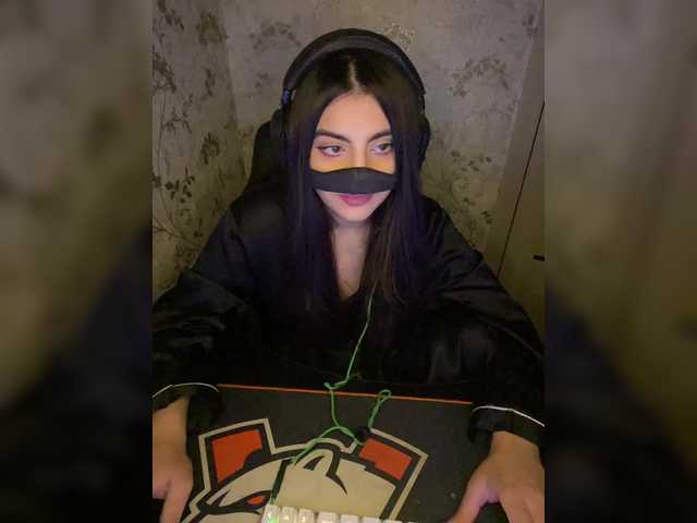 aloeloea's BongaCams show and profile