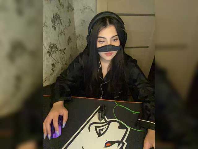 aloeloea's BongaCams show and profile