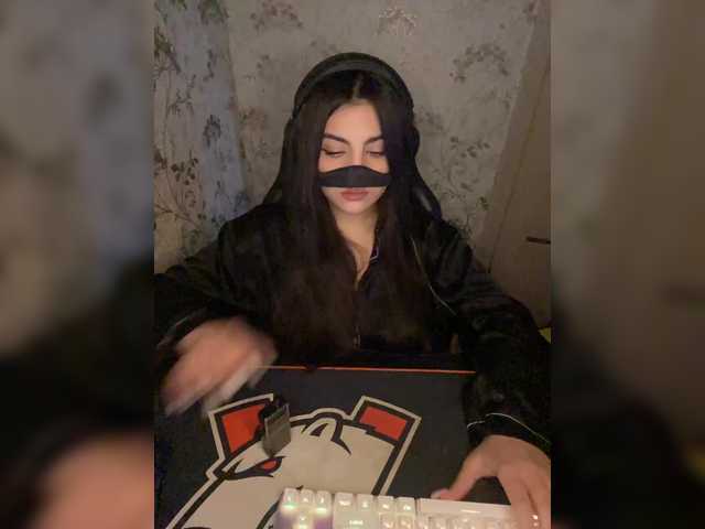 aloeloea's BongaCams show and profile