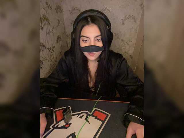 aloeloea's BongaCams show and profile