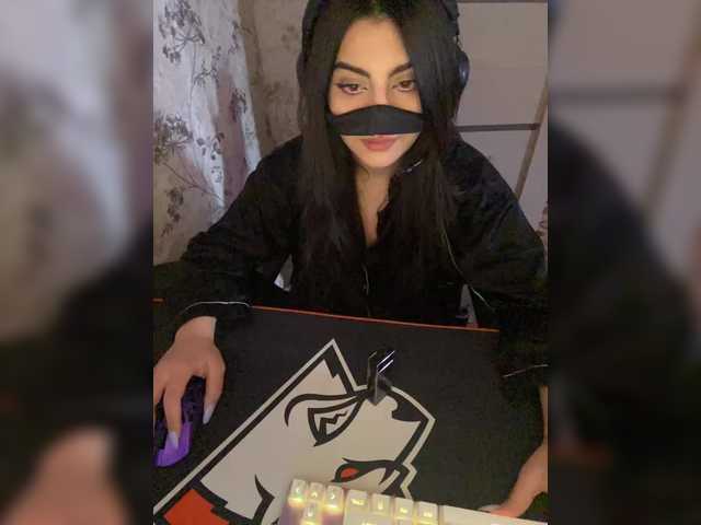 aloeloea's BongaCams show and profile