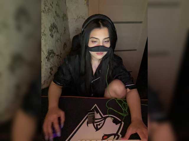 aloeloea's BongaCams show and profile