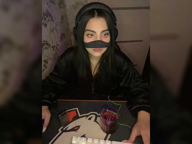 aloeloea live cam profile