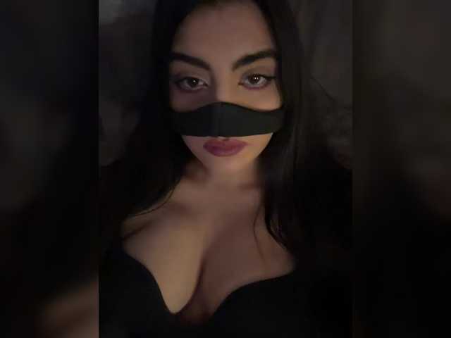 aloeloea's BongaCams show and profile