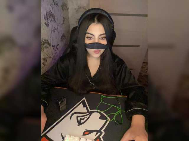 aloeloea's BongaCams show and profile